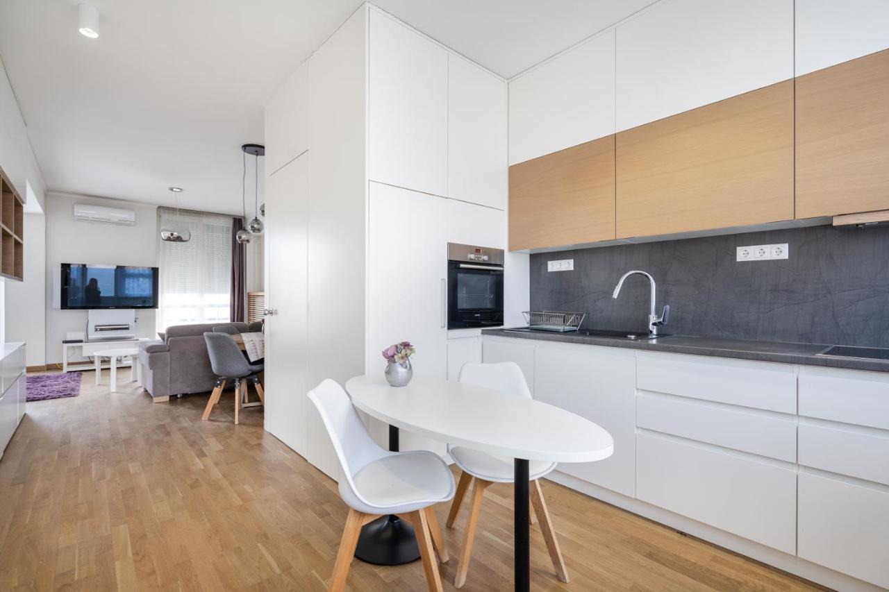 Breathless Basilika View Elegant Flat With Balcony Need Reservation X Free Parking Budapest Exterior foto
