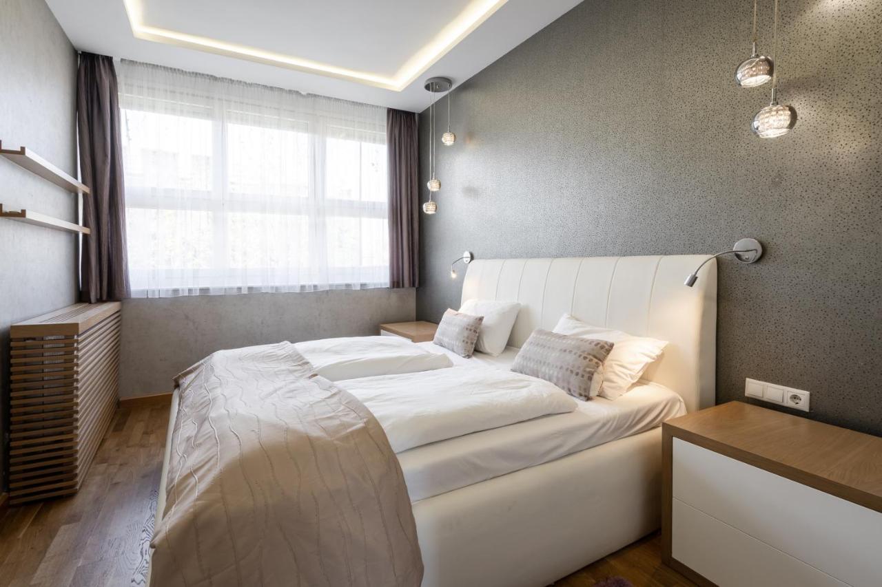 Breathless Basilika View Elegant Flat With Balcony Need Reservation X Free Parking Budapest Exterior foto